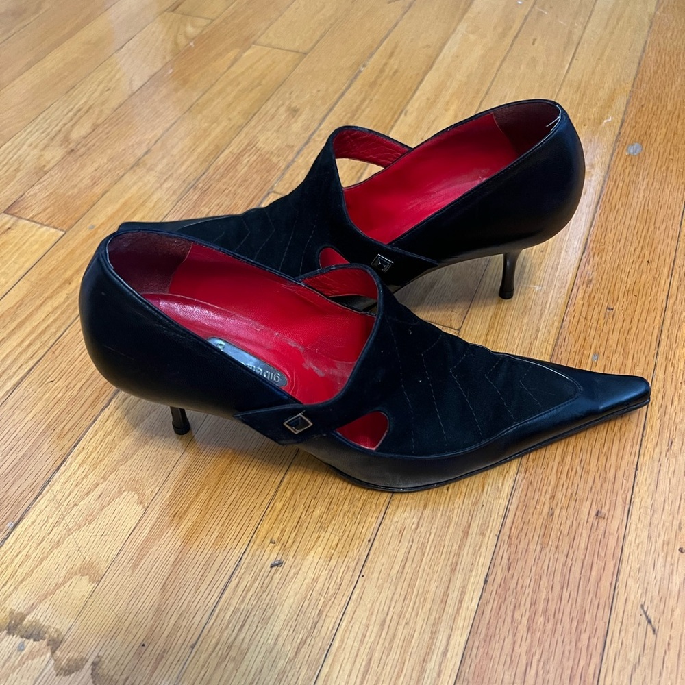 Black Shoes